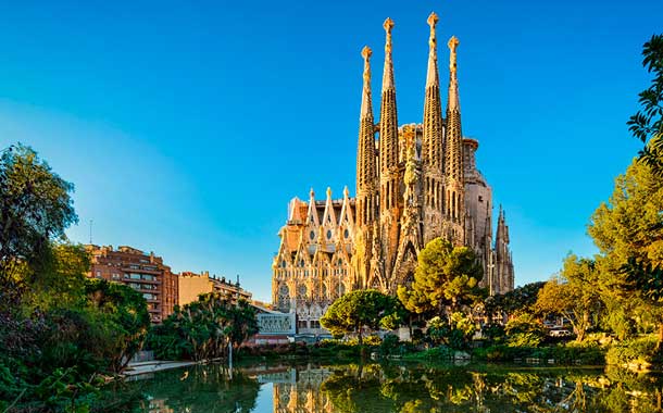 barcelona tour Packages