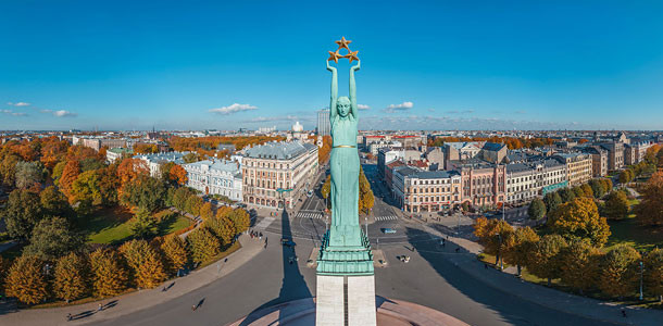 freedom monument riga